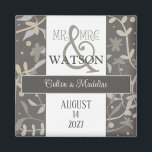 Íman Floral Sprigs Inspirividade Moderna Elegância Simp<br><div class="desc">Este elegante Sr. e Sra. Magnet mostra os nomes dos casais e a data do casamento. Um ímã excelente para um favor ou salve o lembrete de data. É criado com alguns prigos florais bonito, sábios e desenhados à mão. A design neutra moderna tem um aspecto natural que é perfeito...</div>