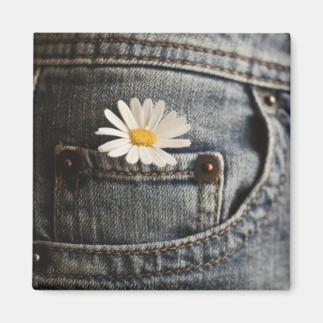 Íman Flores | Daisy in Jeans Pocket (Frente)