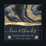 Íman Folha Azul Elegante e Casamento de Agitação Dourad<br><div class="desc">Folha azul-marinho vívida Elegante e design de agata líquida brilhante-dourada com diamantes</div>