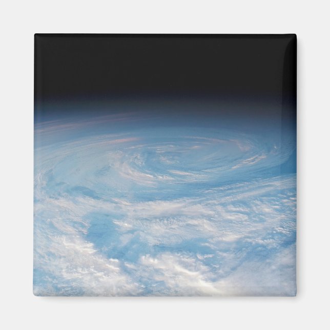 Íman Formação Circular De Nuvens Sobre O Oceano Pacífic (Frente)