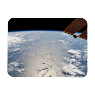 Íman Formação De Nuvens Em Torno Do Sol Ao Longo Do Pac