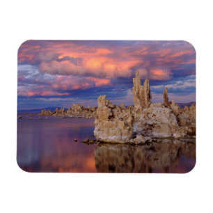 Íman Formações de Tufa no Lago Mono