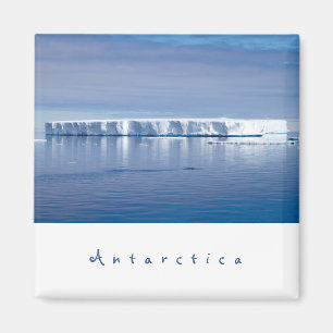 Íman Foto da paisagem do iceberg Antártica com texto b