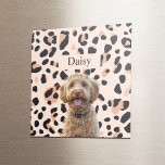 Íman Foto de Cão de Impressão do Leopard Personalizado<br><div class="desc">Melhore seu frigorífico ou conselho magnético com nossa Foto Personalizada de Cão de Impressão Leopardo com o Name Magnet! Este na moda apresenta um design de impressão leopardo moderno, personalizado com uma fotografia do seu querido cão e do seu nome. É uma maneira perfeita de mostrar seu amor pelo seu...</div>