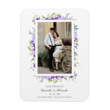 Foto de Flores e Ramificações de Formas Roxas de C