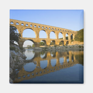 Íman França, Avinhão. O aqueduto romano Pont du Gard
