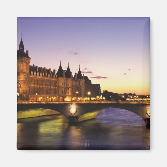 Íman França, Paris, Rio Sena e Conciergerie em (Frente)