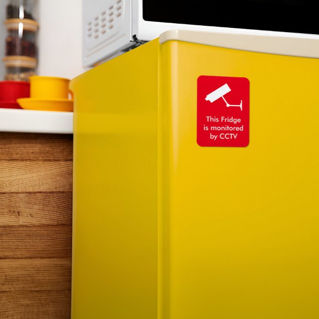 Íman Frasco CCTV de Vigilância de Câmera de Fundo Verme (Red Background Camera Surveillance CCTV Fridge Magnet On A Yellow Refrigerator)