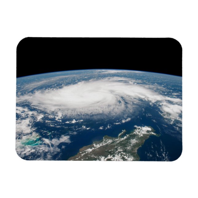 Íman Furacão Dorian Sobre O Oceano Atlântico. (Horizontal)