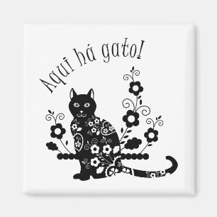 Íman Gato negro com flores e expressão portuguesa