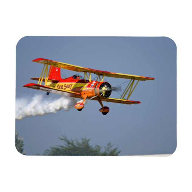 Íman Gene Soucy realizando acrobacias em Grumman (Horizontal)