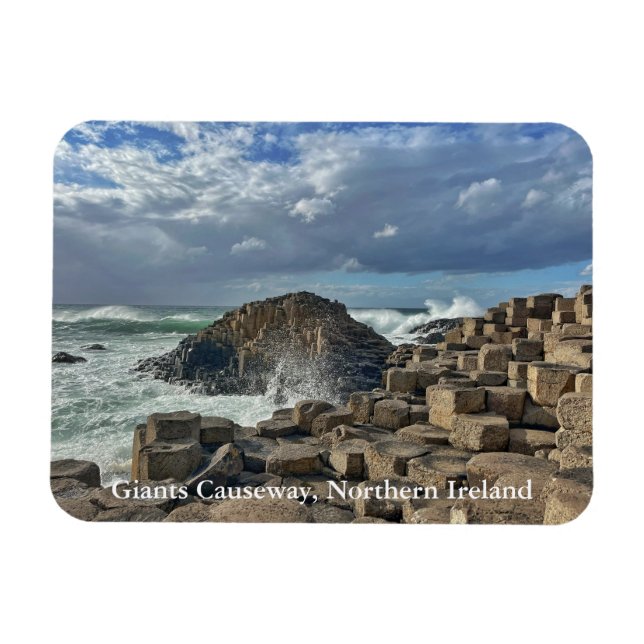 Íman Giants Causeway + Moody Sky na Irlanda do Norte (Horizontal)