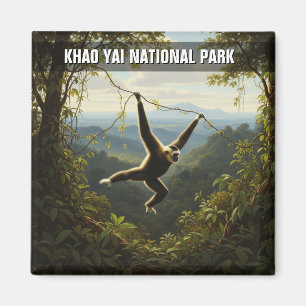 Íman Gibbon no Parque Nacional de Khao Yai na Tailândia