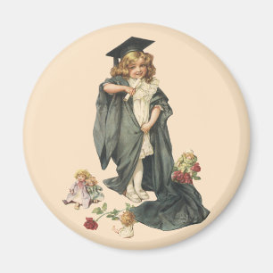 Íman Graduação Antiga, Menina Vestindo um Chapéu e Toga