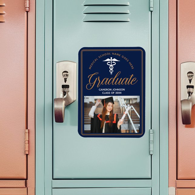 Íman Graduação de Foto da Faculdade de Medicina Dourada (Criador carregado)