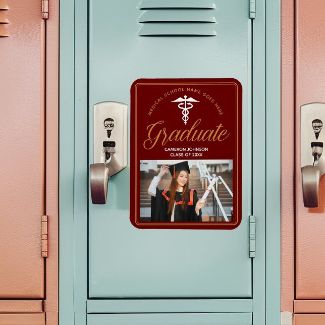 Íman Graduação de Fotos na Faculdade de Medicina Dourad (Criador carregado)