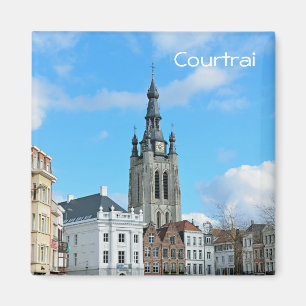 Íman Grand Place e Igreja de São Martinho de Courtrai