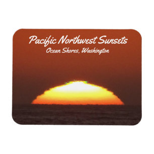 Íman "Green Flash" no pôr do sol em Ocean Shores, WA, f