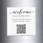 Íman Guia STR Código QR Guia de informações do Código A<br><div class="desc">Esta design foi criada através da arte digital. Pode ser personalizada na área fornecida pela alteração da foto e/ou do texto. Ou pode ser personalizado escolhendo o clique para personalizar outra opção e excluir ou alterar a cor do plano de fundo, adicionar texto, alterar a cor ou o estilo do...</div>