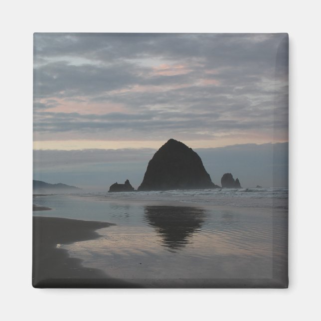 Íman Haystack Rock em Cannon Beach (Frente)