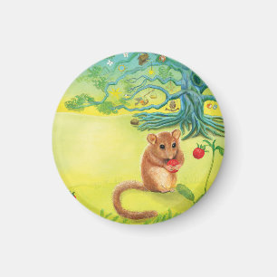 Íman Hazel Dormouse comendo morango selvagem