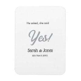 Íman He asked she said yes engagement simple silver dat