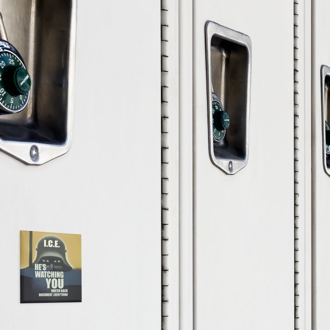 Íman He's Watching You 2026 (In Situ (Locker))