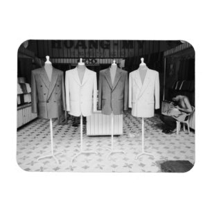Íman Hoi e Vietnã, trajes personalizados