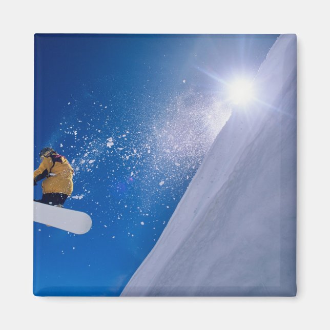 Íman Homem voando pelo ar em uma snowboard com (Frente)