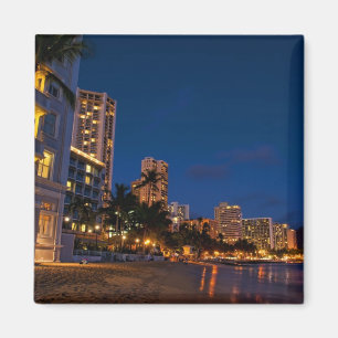 Íman Honolulu, Oahu, Havaí. Exposição noturna