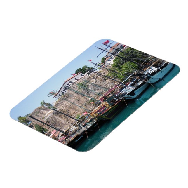 Íman Iates agradáveis perto das paredes (Left Side)