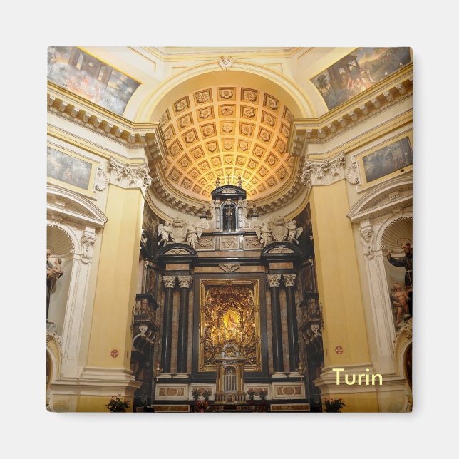 Íman igreja Monte Cappuccini na montanha em Turim (Frente)