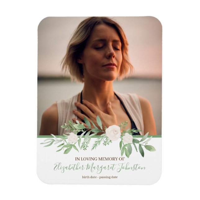 Íman Ilegante Ivory Floral No Funeral Da Memória Amante (Vertical)