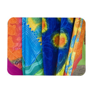 Íman Ilhas Cook, Rarotonga. Roupa de Batik Punanga Nui