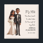 Íman Ilustração de noiva e noiva com citação de amor<br><div class="desc">Ilustração de noiva e noiva com citações de amor Noivado Favorece Magnet Eleve seu casamento com nossos "Favores de Casamento da Ilustração de noiva e noiva com citações de amor Magnet". Citações de Amor escritas "É VOCÊ quem eu quero voltar para casa pelo resto da minha vida" Personalize esses magnatas...</div>