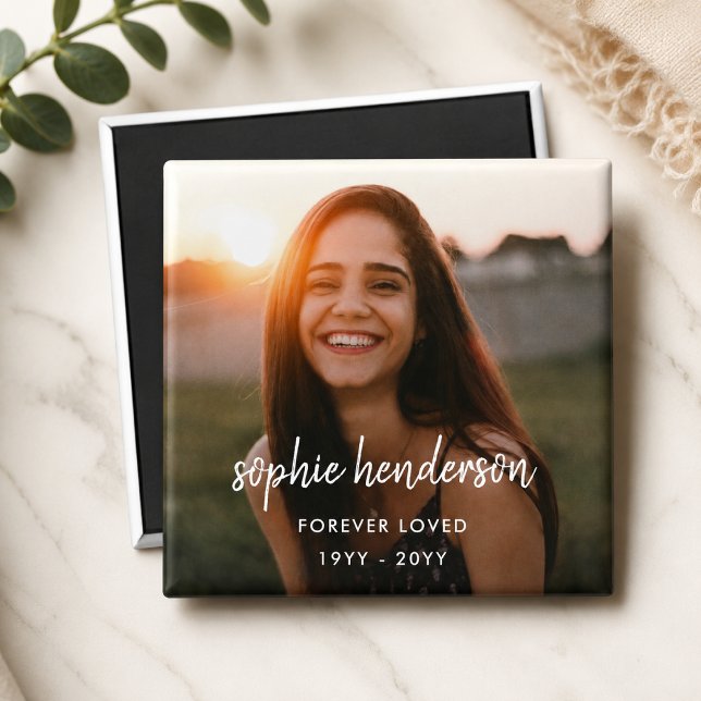 Íman Ímã de Foto Memorial | Presente de Lembrança (Personalized memorial photo magnet with name and dates for funeral keepsakes and favors.)