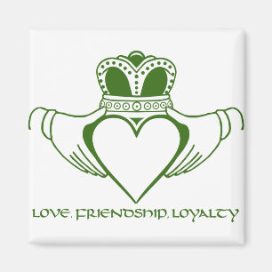 Íman Ímã quadrado irlandês de Claddagh