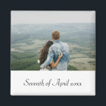 Íman Imagem de data de casamento de Casal foto<br><div class="desc">Imagem de Casal foto de casamento. Use esta modelo para criar ímãs personalizados, obrigado você, pessoal ou qualquer tipo que você queira. Projetado para casais e aniversário de casamento, mas pode ser usado para qualquer ocasião. Se você tiver alguma dúvida, sugestões, solicitações de produtos ou se precisar de ajuda ou...</div>