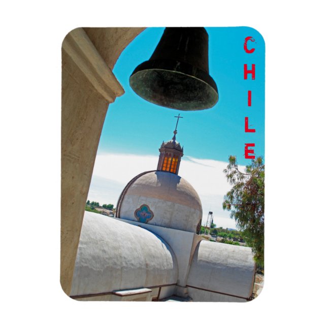 Íman Imagem de torre de sinos no Chile (Vertical)