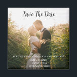 Íman Imagem Elegante Simples Casamento de Foto Moderno<br><div class="desc">Casamento de fotos simples,  elegante e moderno,  Imã salve a data. Você pode personalizá-lo com seus detalhes.</div>