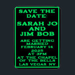 Íman Imagem flexível<br><div class="desc">Aqui está uma maneira prática e divertida de dar aos seus convidados uma salva de data que eles verão frequentemente. A maioria desses tipos de ímãs entra em geladeiras para as pessoas e são vistos com frequência. Este é um tema de anos 80 retrô com neon verde sobre fundo preto....</div>