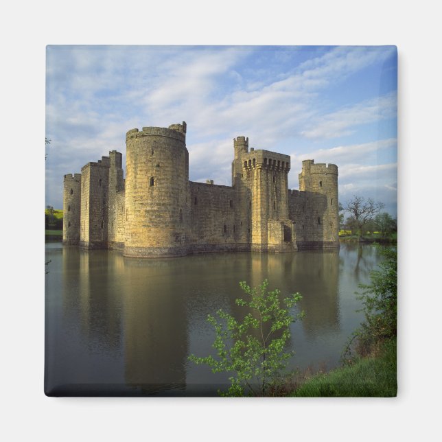 Íman Inglaterra, Sussex, Castelo de Bodiam (Frente)