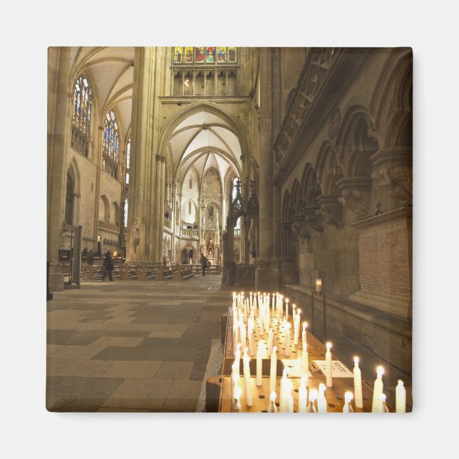 Íman Interior da Catedral de São Pedro em Regensburg (Frente)
