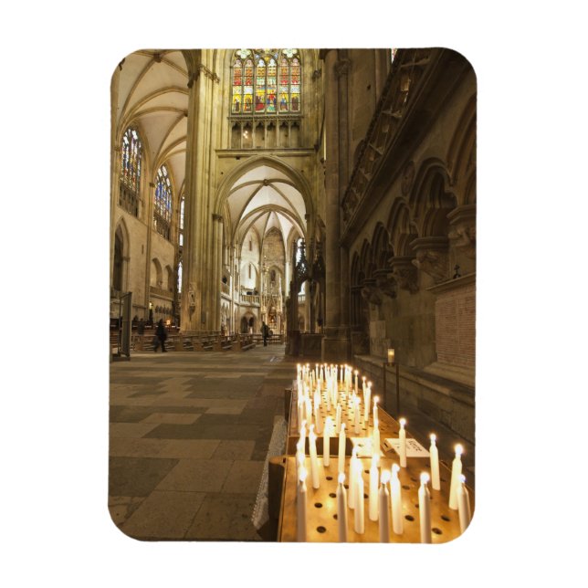 Íman Interior da Rua. Catedral de Peter em Regensburg (Vertical)