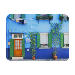 Íman Itália, Burano. Uma casa colorida em Burano perto