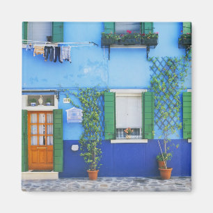 Íman Itália, Burano. Uma casa colorida em Burano perto