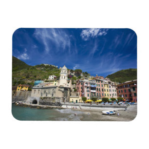 Íman Itália, Cinque Terre, Vernazza, Porto e Igreja 2