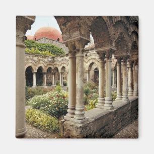 Íman Itália, Sicília, Palermo. Os armários sobrevive
