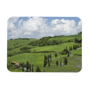 Íman Itália, Toscana. La Foce. Uma estrada curva serpen