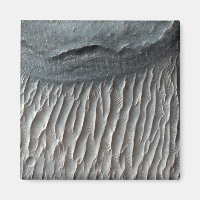 Íman Ius Chasma, um grande desfiladeiro em Marte (Frente)